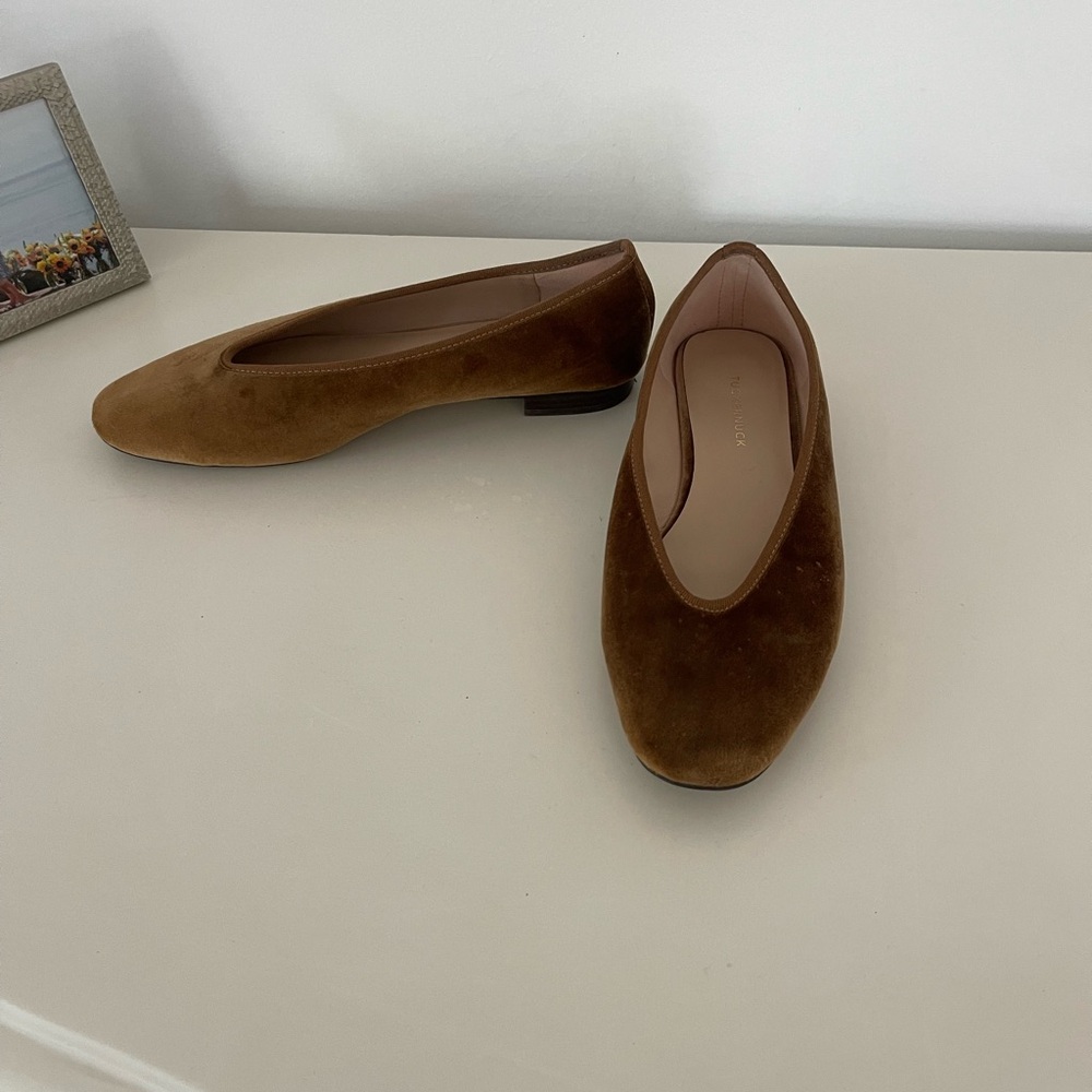 Velvet Brown Tuckernuck Flats